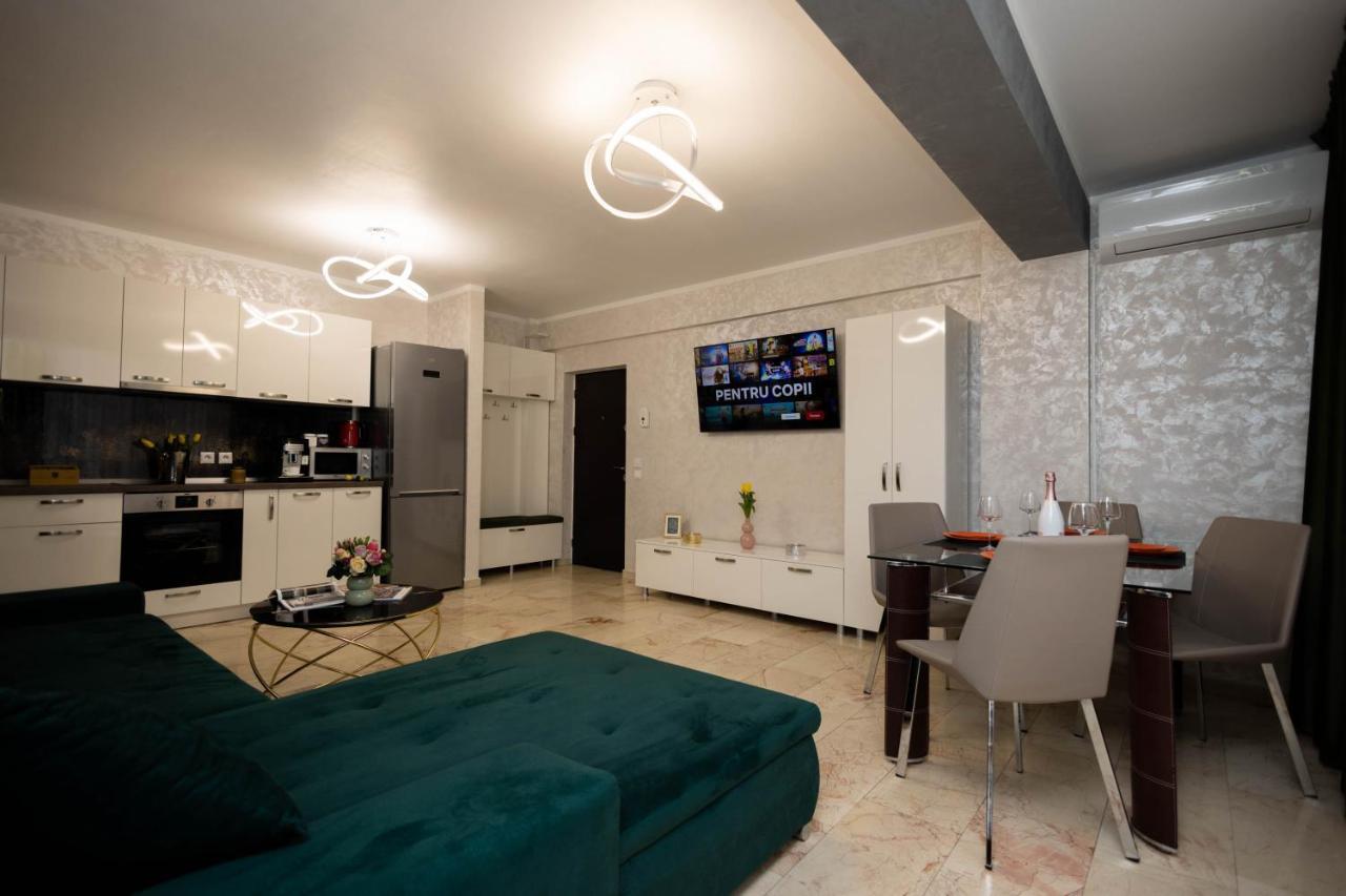 Central Apartament 3 ヤシ エクステリア 写真